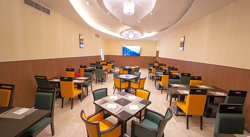 Western Hotel - Ghayathi