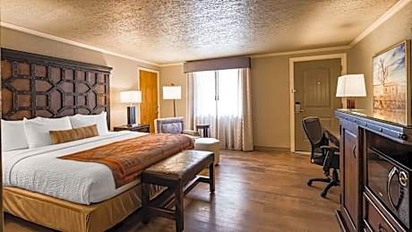 King Room - Non-Smoking