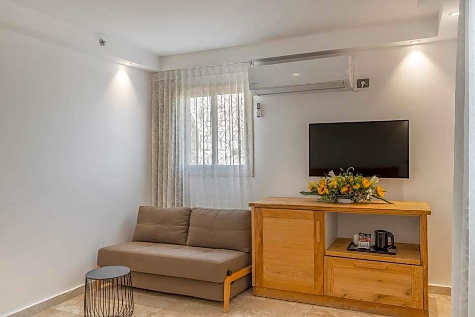 Ramon Suites by Smart Hotels