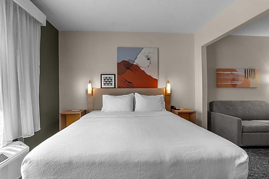 Spark by Hilton Paducah