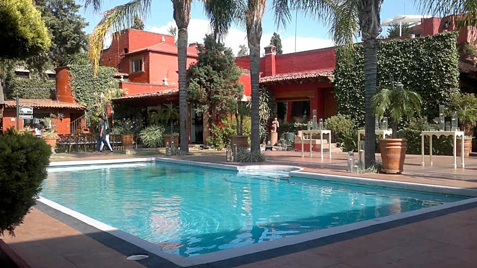 Villa San Jose Hotel & Suites