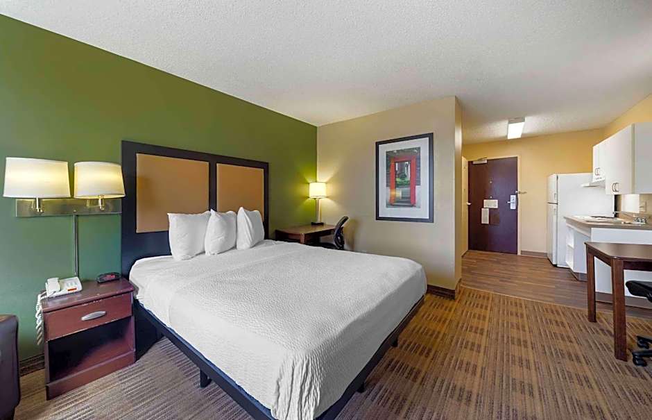 Extended Stay America Suites - Oklahoma City - NW Expressway