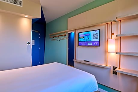 Triple Room with One Double Bed and One Extra  Bed