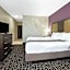 La Quinta Inn & Suites by Wyndham Lake Charles-Westlake