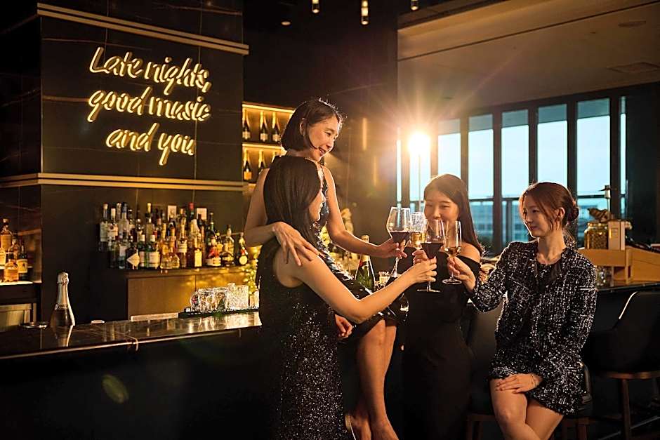 DoubleTree by Hilton Seoul Pangyo Residences