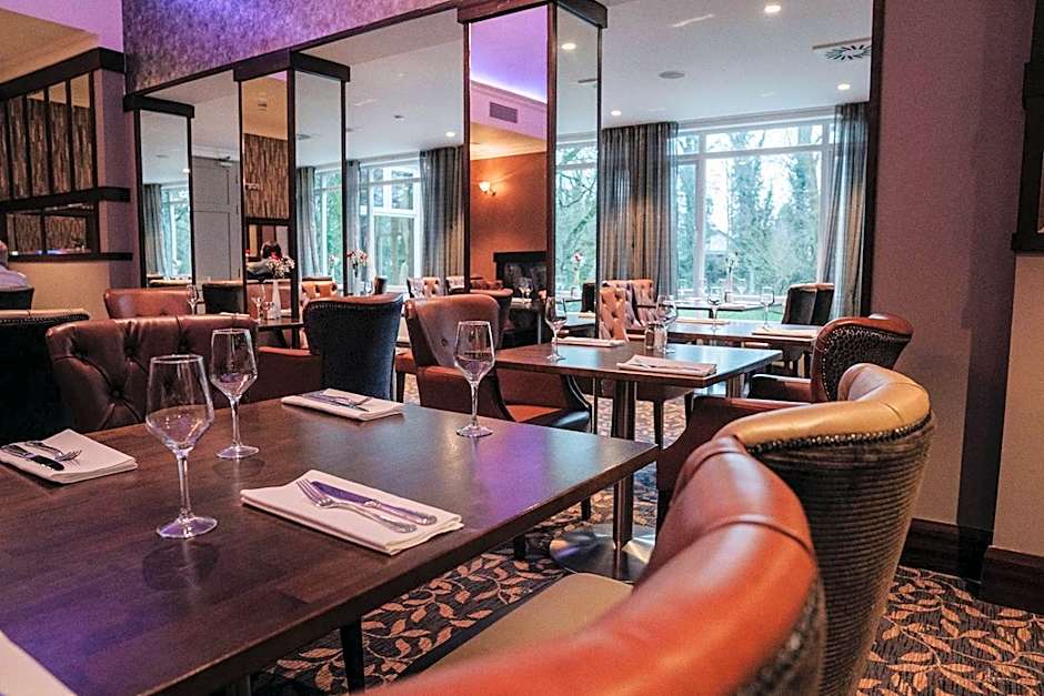 Dunadry Hotel And Gardens