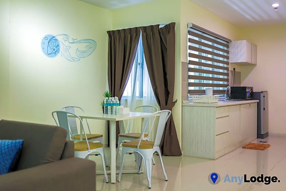 AnyLodge Waterfront Marina Island Pangkor