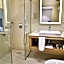 Alqasr Metropole Hotel