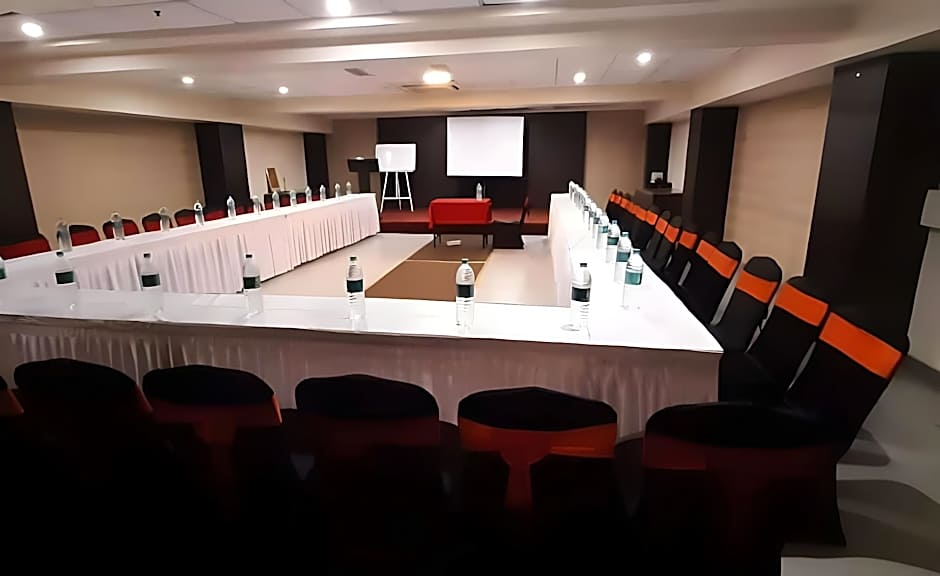 Krishna Inn By Royal Hotels