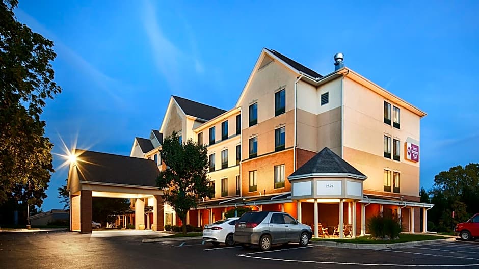 Best Western Plus Kalamazoo Suites