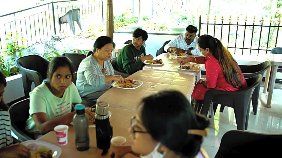 Staymaker q Experiences