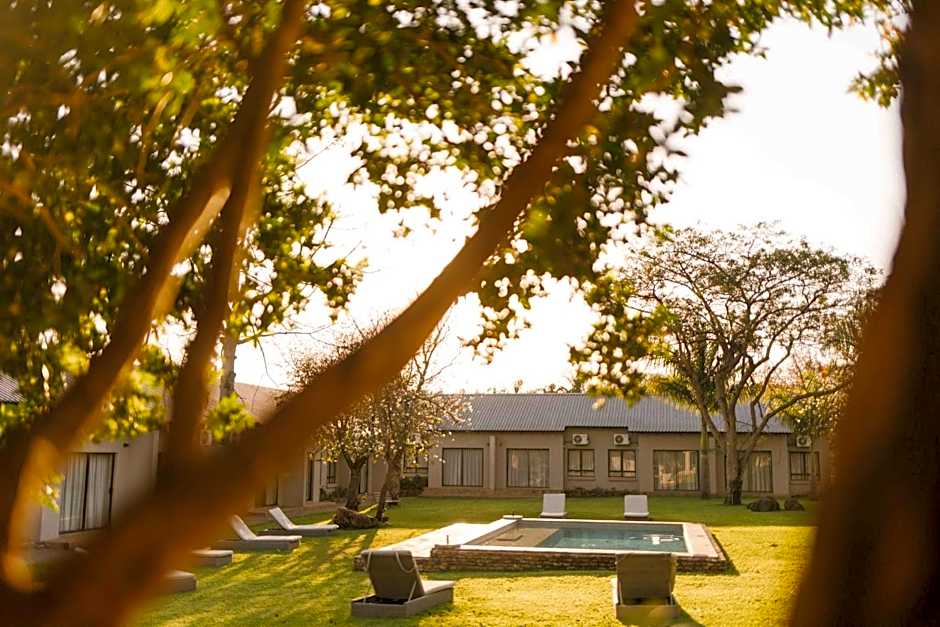 Hamiltons Lodge & Restaurant