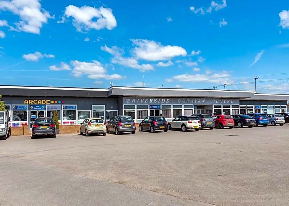 Riverside Caravan Holiday Park