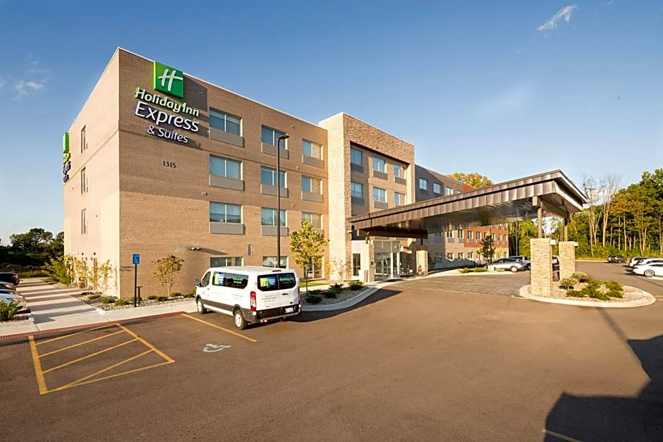 Holiday Inn Express and Suites Kalamazoo West By IHG