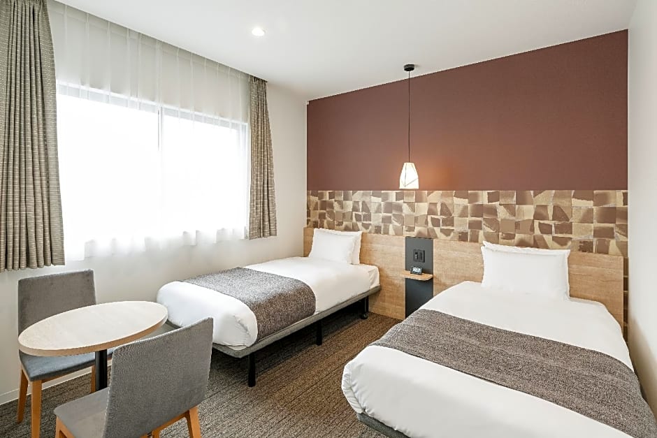 Hotel M's Est Sanjo Wakoku
