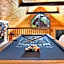 Ryes and Shine Bootlegger's Cabin! Hot Tub* Pool* Arcade* Billiards *EV * Pet Friendly