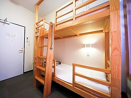 Private Dormitory (3 Adults)