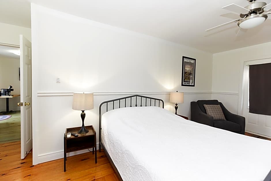 Jackson's Falls Country Inn