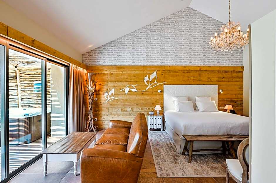 Le Hameau des Pesquiers Ecolodge, Curio Collection by Hilton