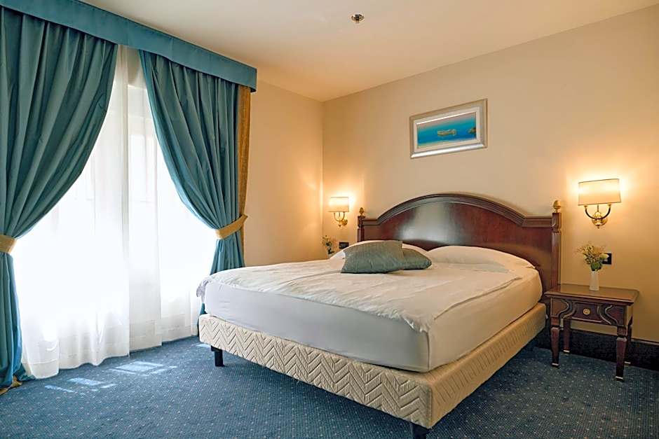 Foto 1 von 2 von Premium Suite with Sea View and Balcony