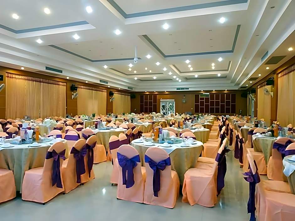 Zaza Hotel Bangpoo