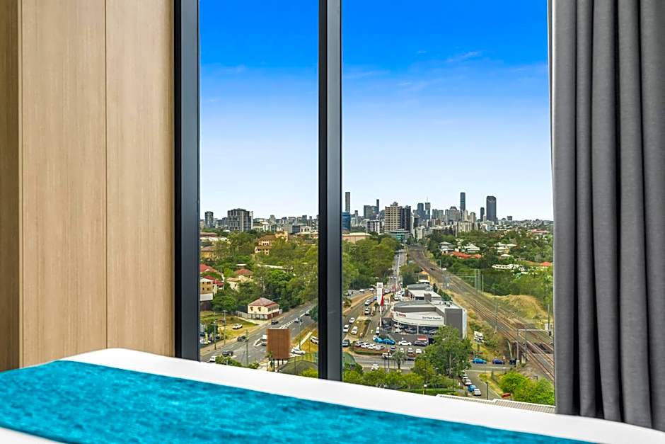 Essence Suites Taringa