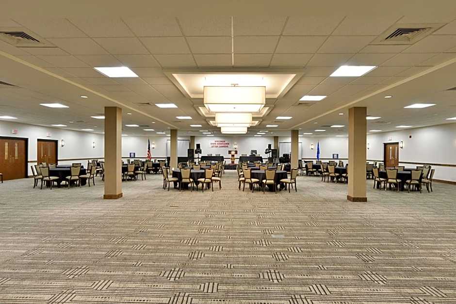 The Lismore Hotel Eau Claire - a DoubleTree by Hilton