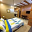 Felicidad Resto and Pension House