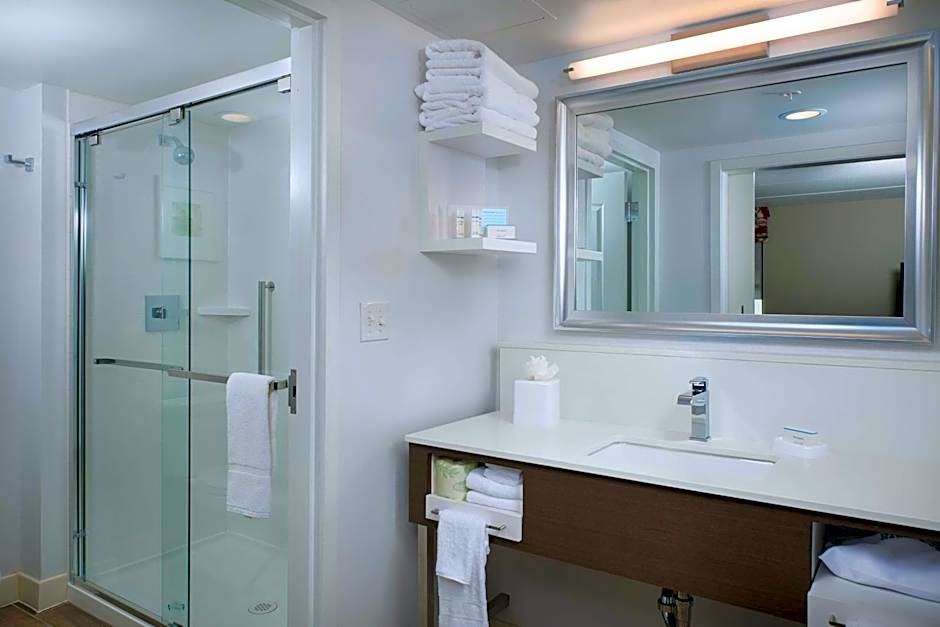 Hampton Inn By Hilton & Suites Phoenix Scottsdale Shea Blvd, AZ