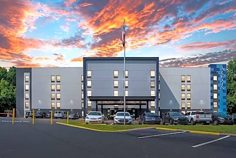 Alexis Inn & Suites