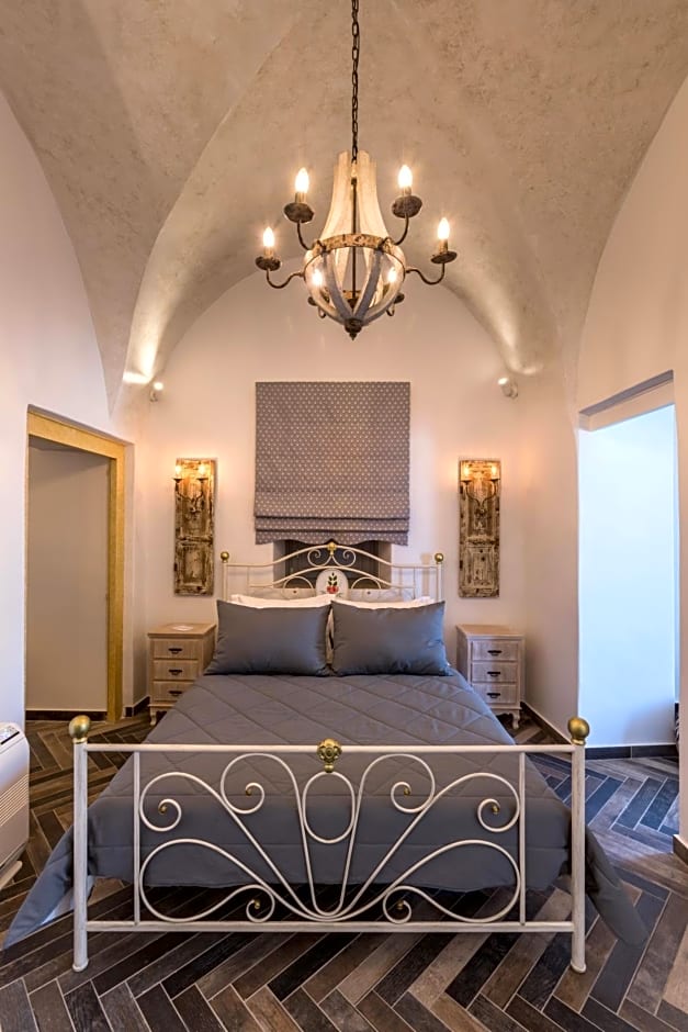 TRAMONTO SECRET VILLAS