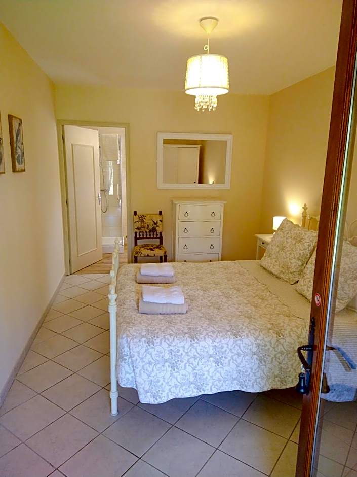 La Colline - Chambre d'hôtes - B&B