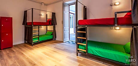 Bed in 8-Bed Mixed Dormitory Room
