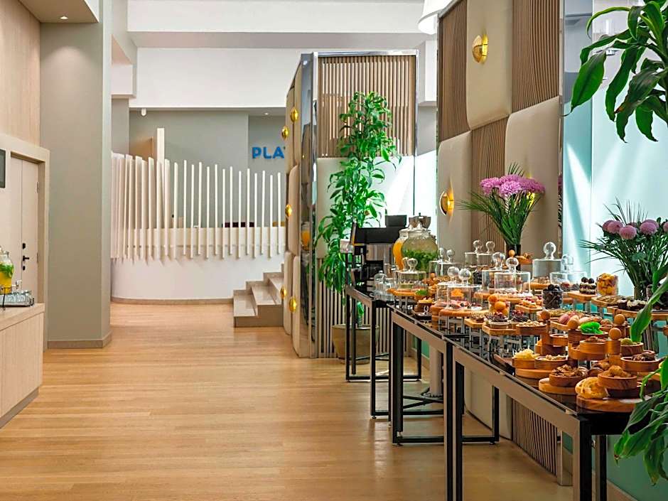 Novotel Istanbul Bosphorus Hotel