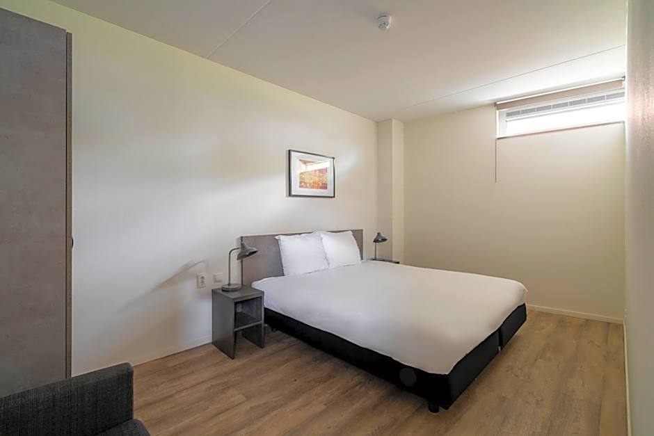 YAYS Amsterdam Prince Island by Numa