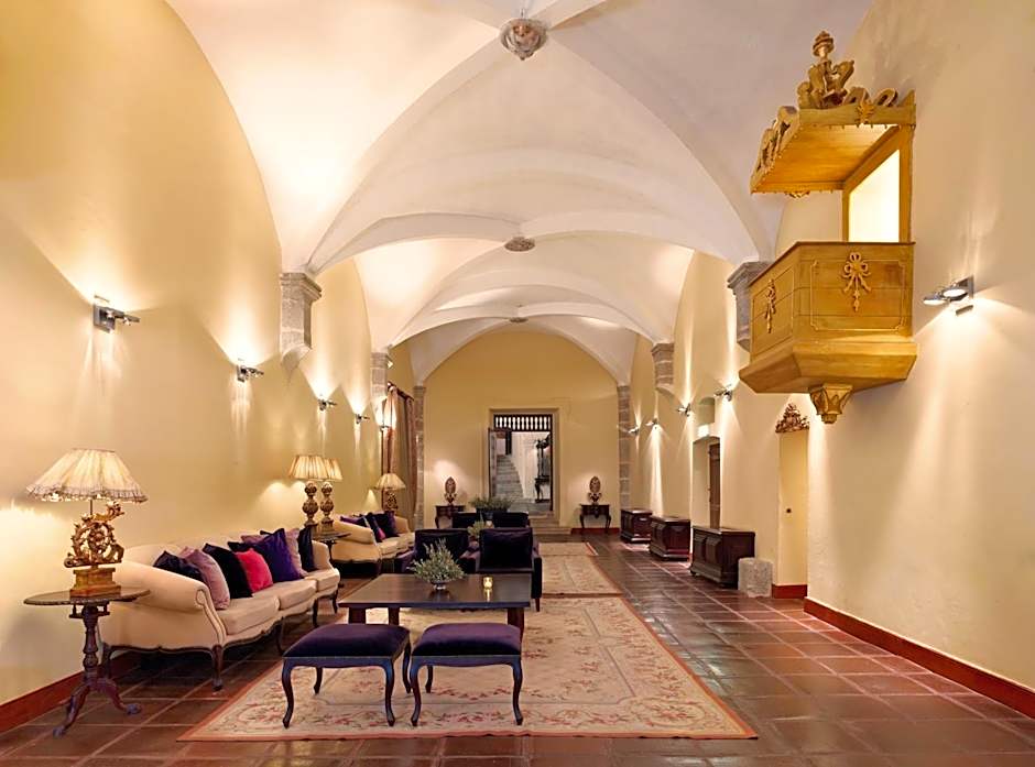 Convento do Espinheiro, Historic Hotel & Spa