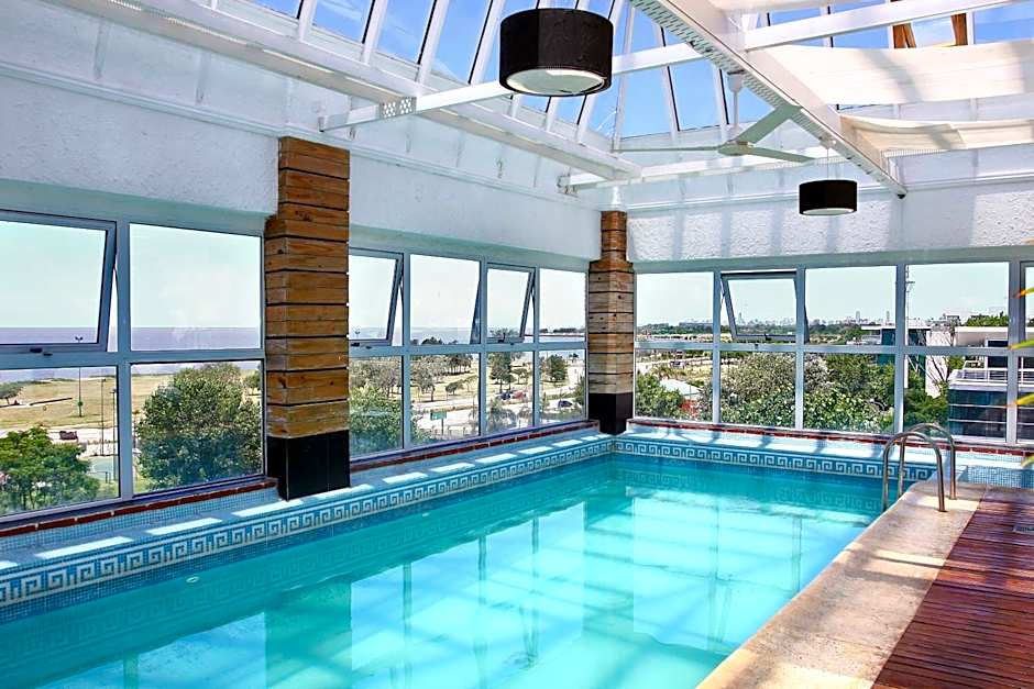 Ramada by Wyndham Buenos Aires