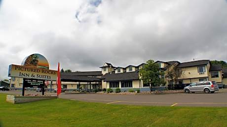 Pictured Rocks Inn and Suites