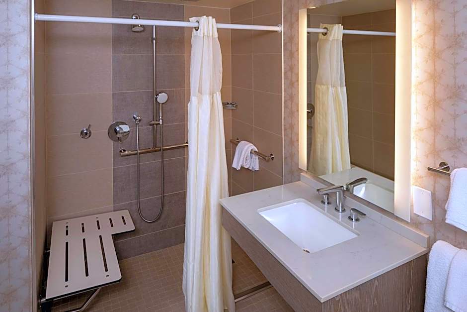 Hilton Birmingham Downtown at UAB