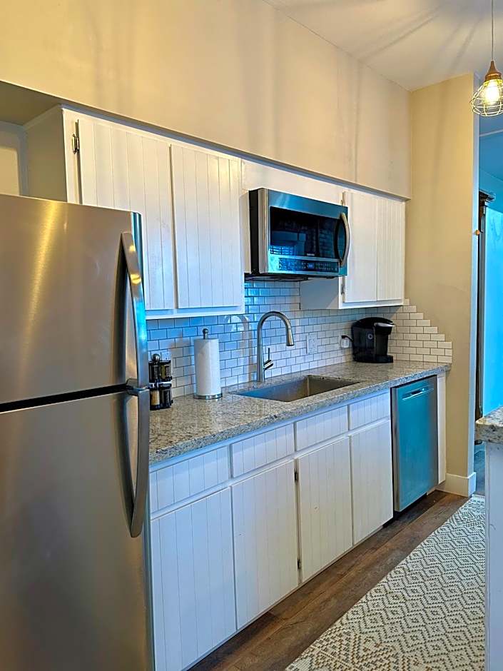 Bisbee Brownstone Suites