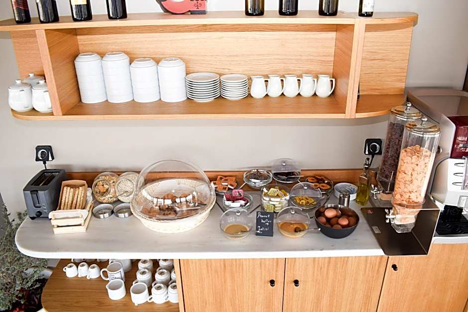 Urban Frame Acropolis