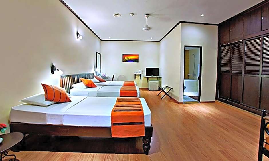 Colombo City Hotel