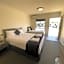 Dooley's Tavern & Motel Springsure
