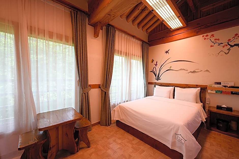 Wangyijimil Hanok Hotel