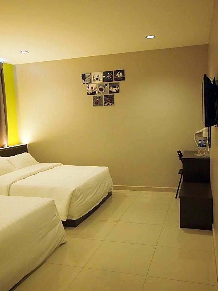 Star Bay Hotel