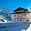 Hotel Garni Haus Tyrol