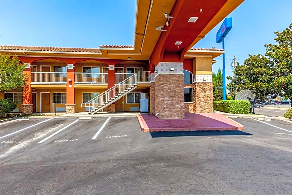 Motel 6 Stockton, CA - East