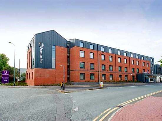 Premier Inn Lichfield City Centre