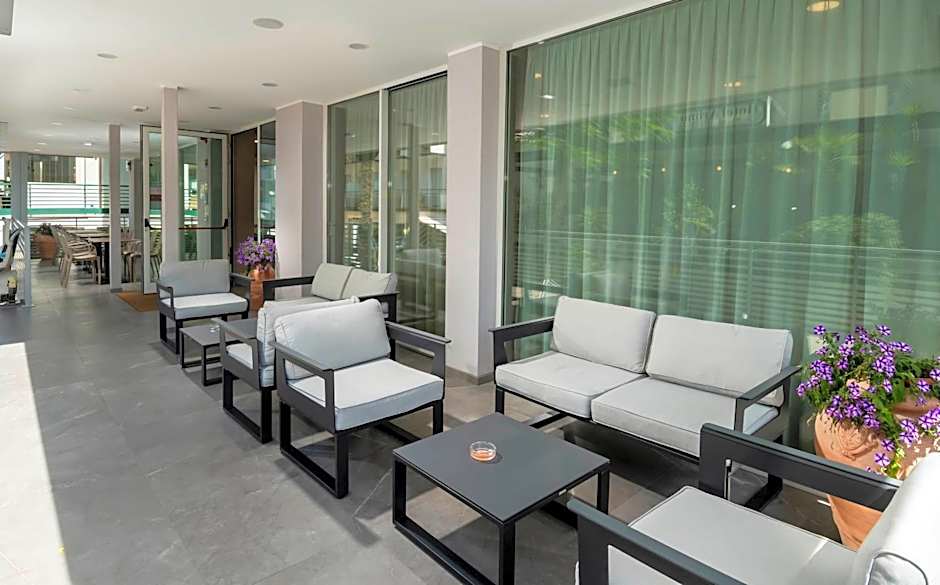B&B Primrose Residence Hotel