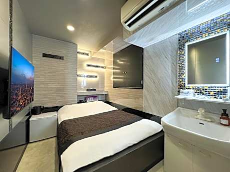Double Room - Non-Smoking